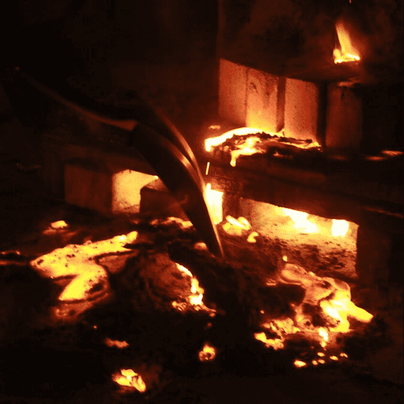 Screen Shot 2018-11-13 at 2.56.47 PM copy Extracting the molten slag_2