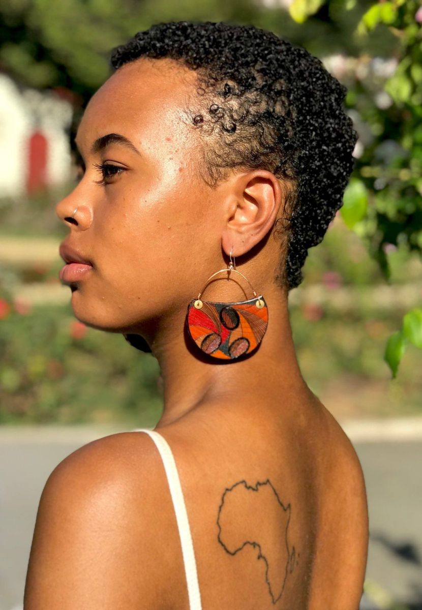 latisha baker_I Am The Crucible_GIFTY