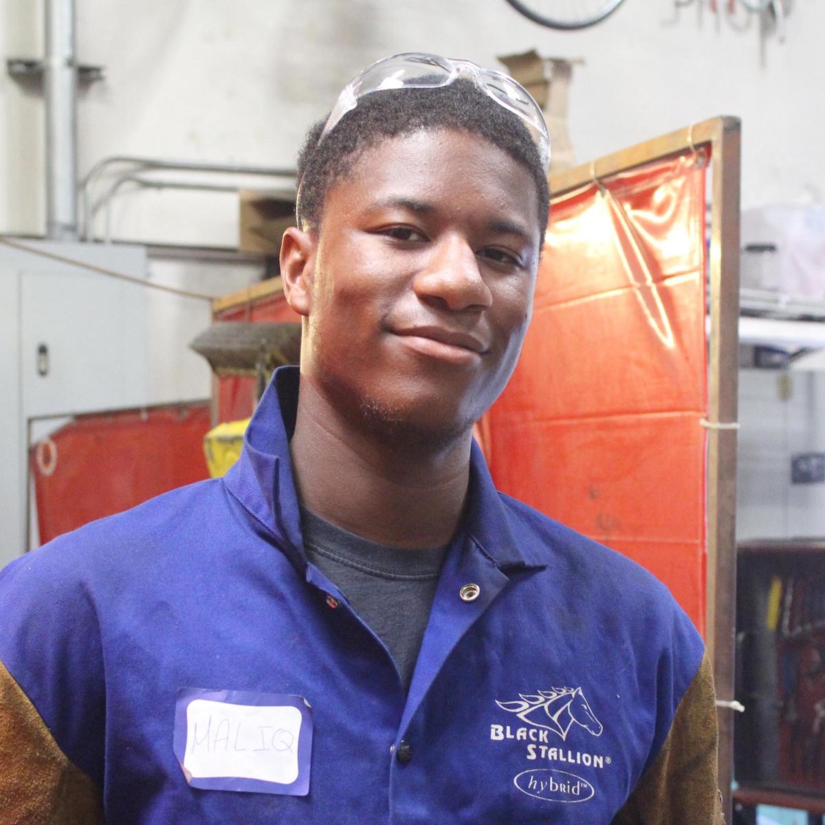 maliq square 1500×1500 artist masks