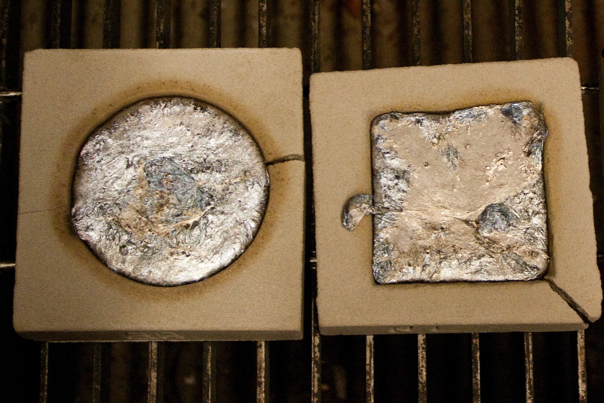 2010 Bronze Casting – Christa Curtin – The_Crucible-8824 metalworking