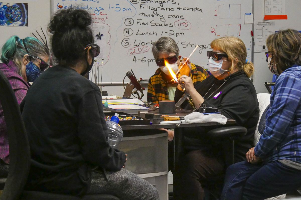 Guide april-june 2022